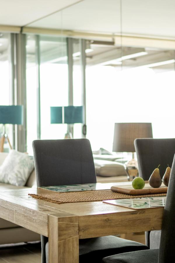 Cairns Waterfront Luxury At Harbourlights Daire Dış mekan fotoğraf