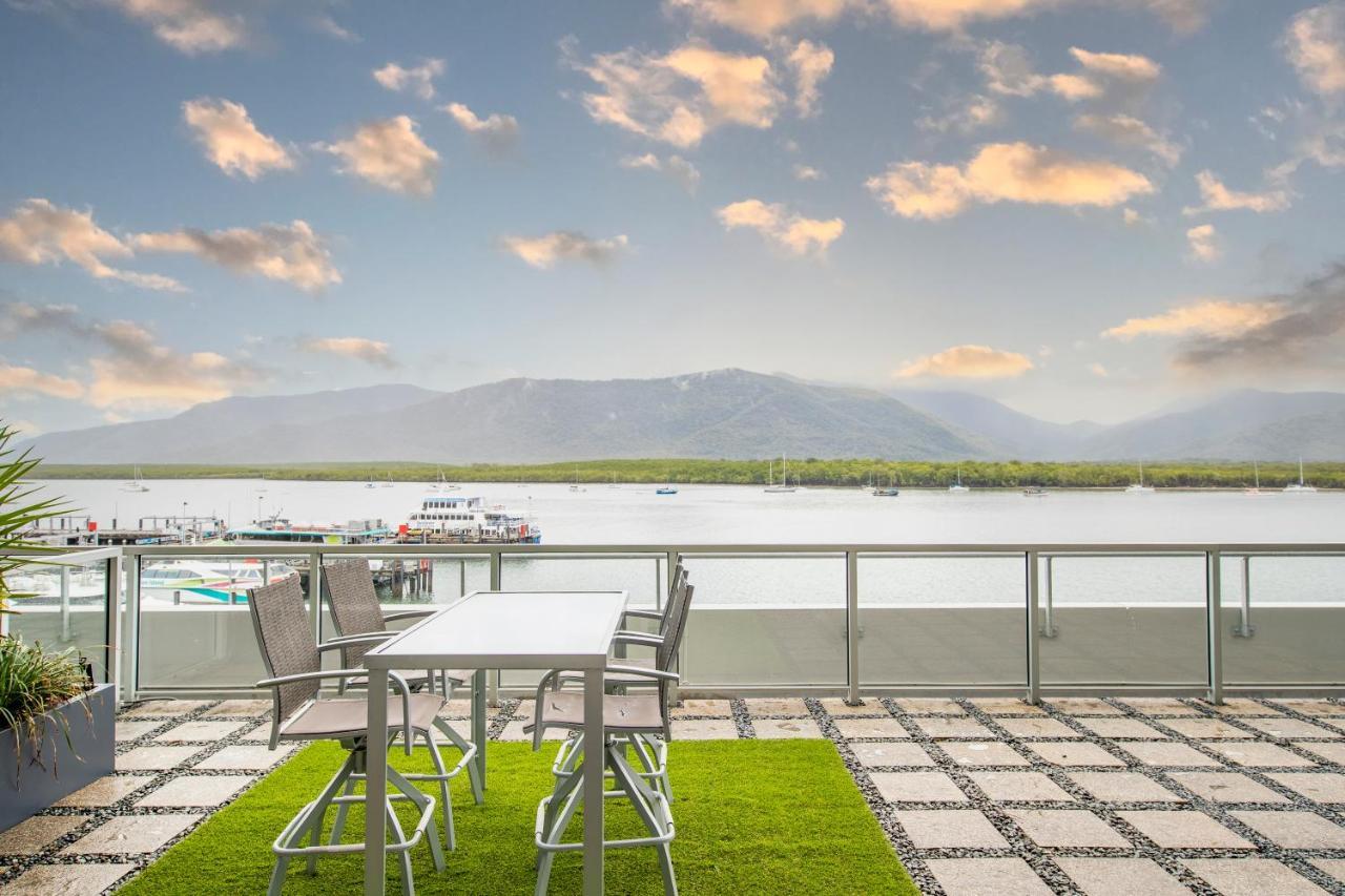 Cairns Waterfront Luxury At Harbourlights Daire Dış mekan fotoğraf