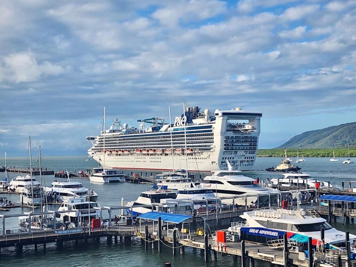 Cairns Waterfront Luxury At Harbourlights Daire Dış mekan fotoğraf